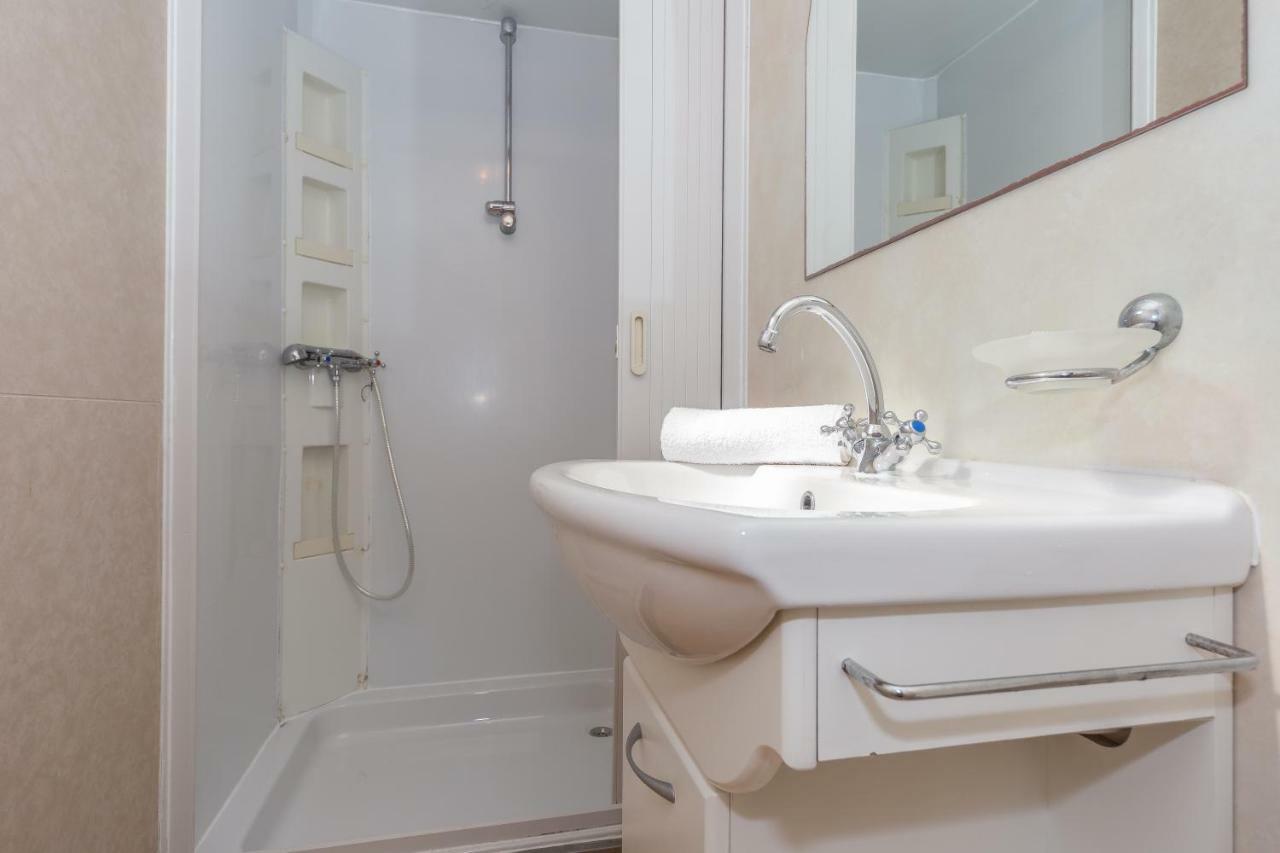 Diana & Josip Mobile Homes Biograd Na Moru Exterior photo