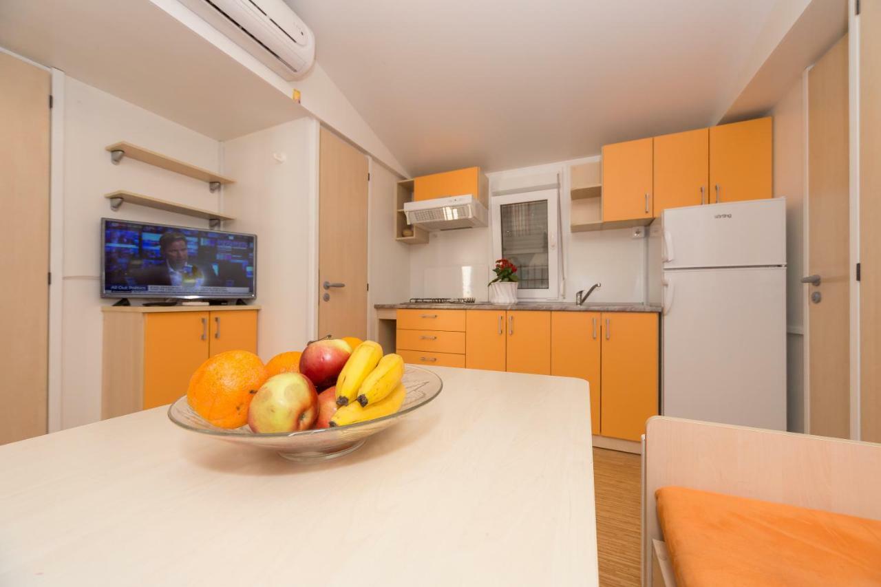 Diana & Josip Mobile Homes Biograd Na Moru Exterior photo