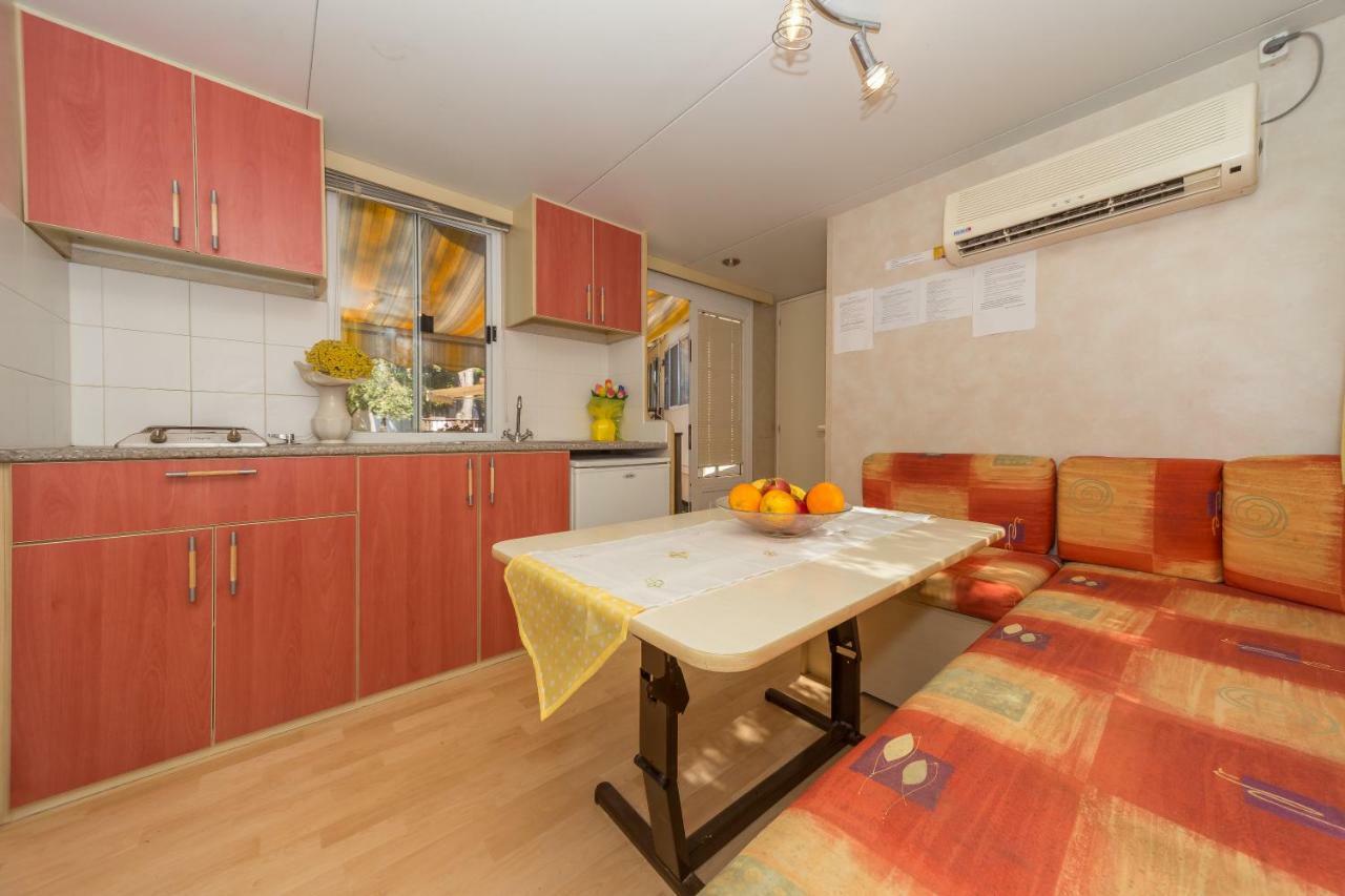 Diana & Josip Mobile Homes Biograd Na Moru Exterior photo